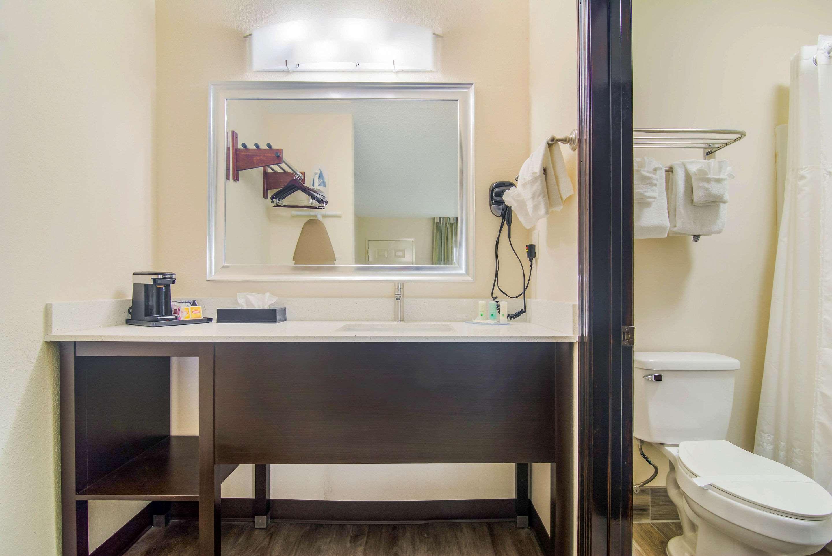 Quality Inn & Suites Lake City Exteriör bild