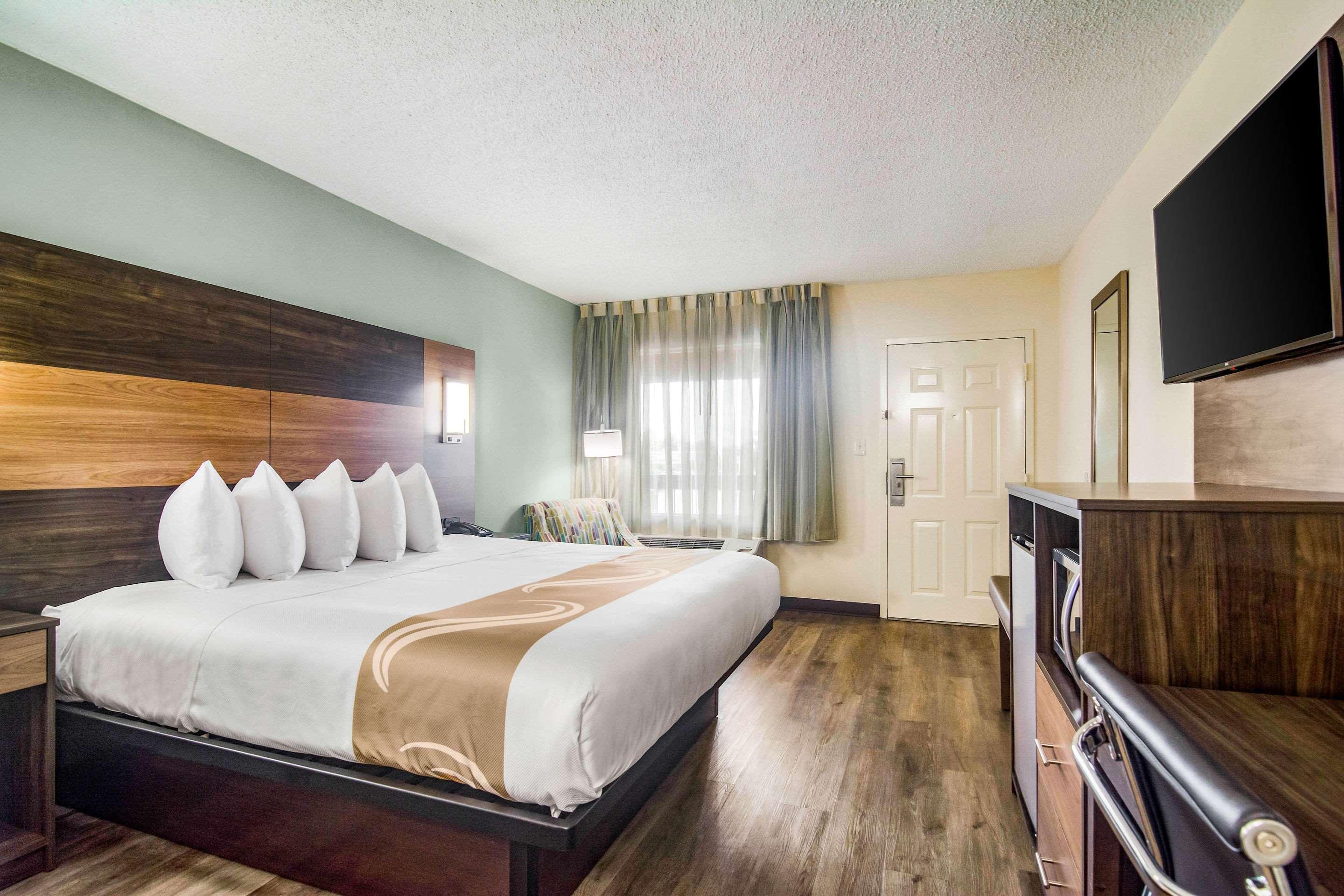 Quality Inn & Suites Lake City Exteriör bild