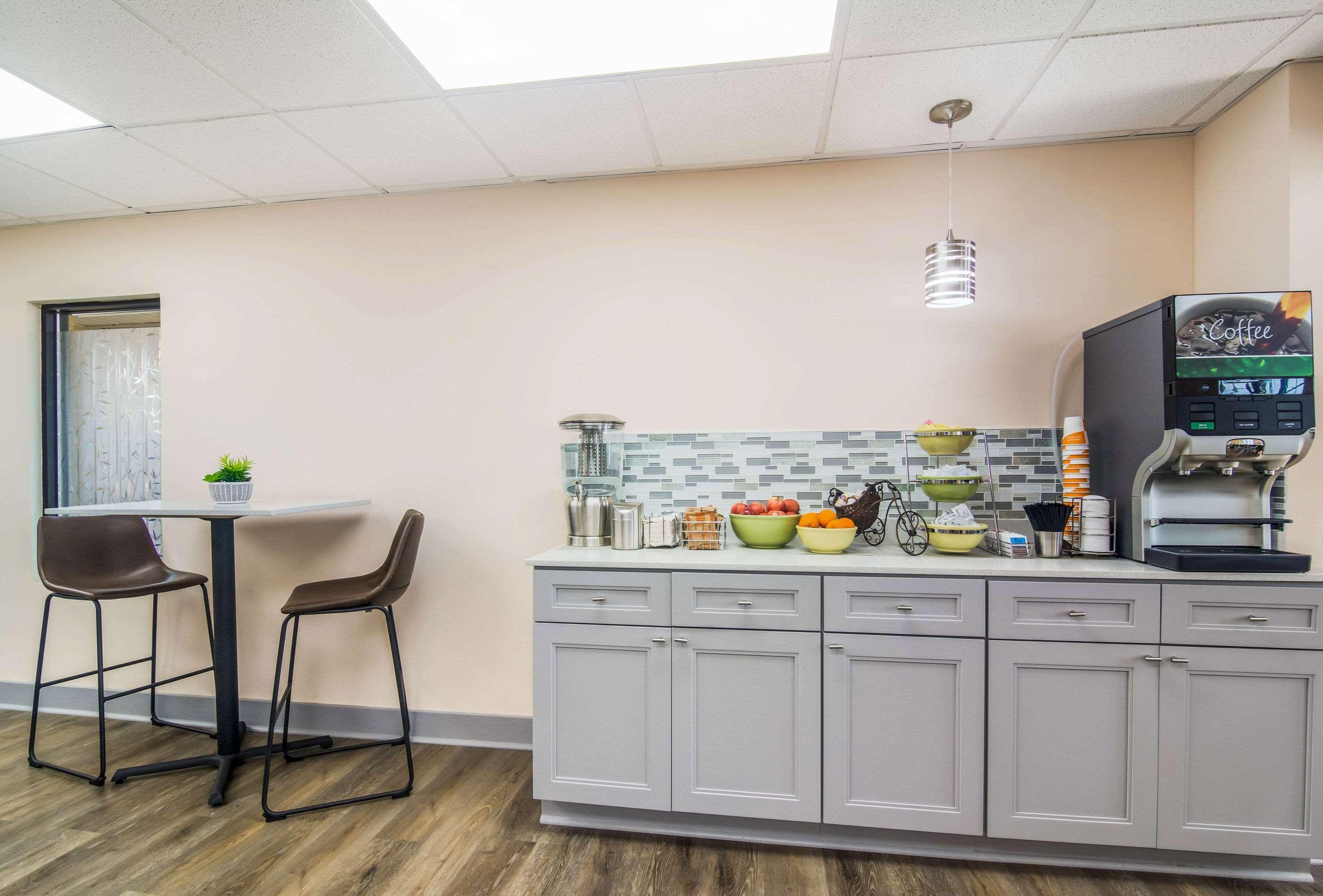 Quality Inn & Suites Lake City Exteriör bild