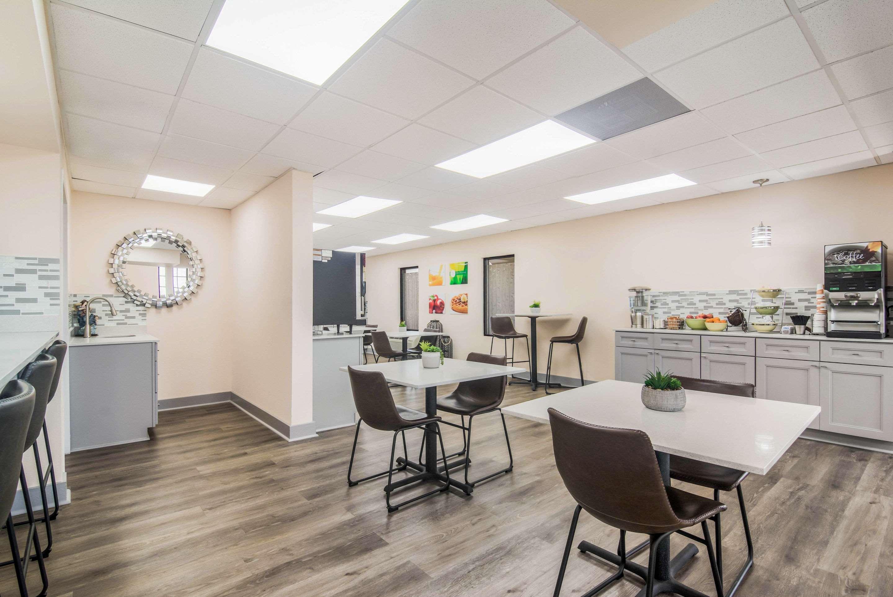 Quality Inn & Suites Lake City Exteriör bild