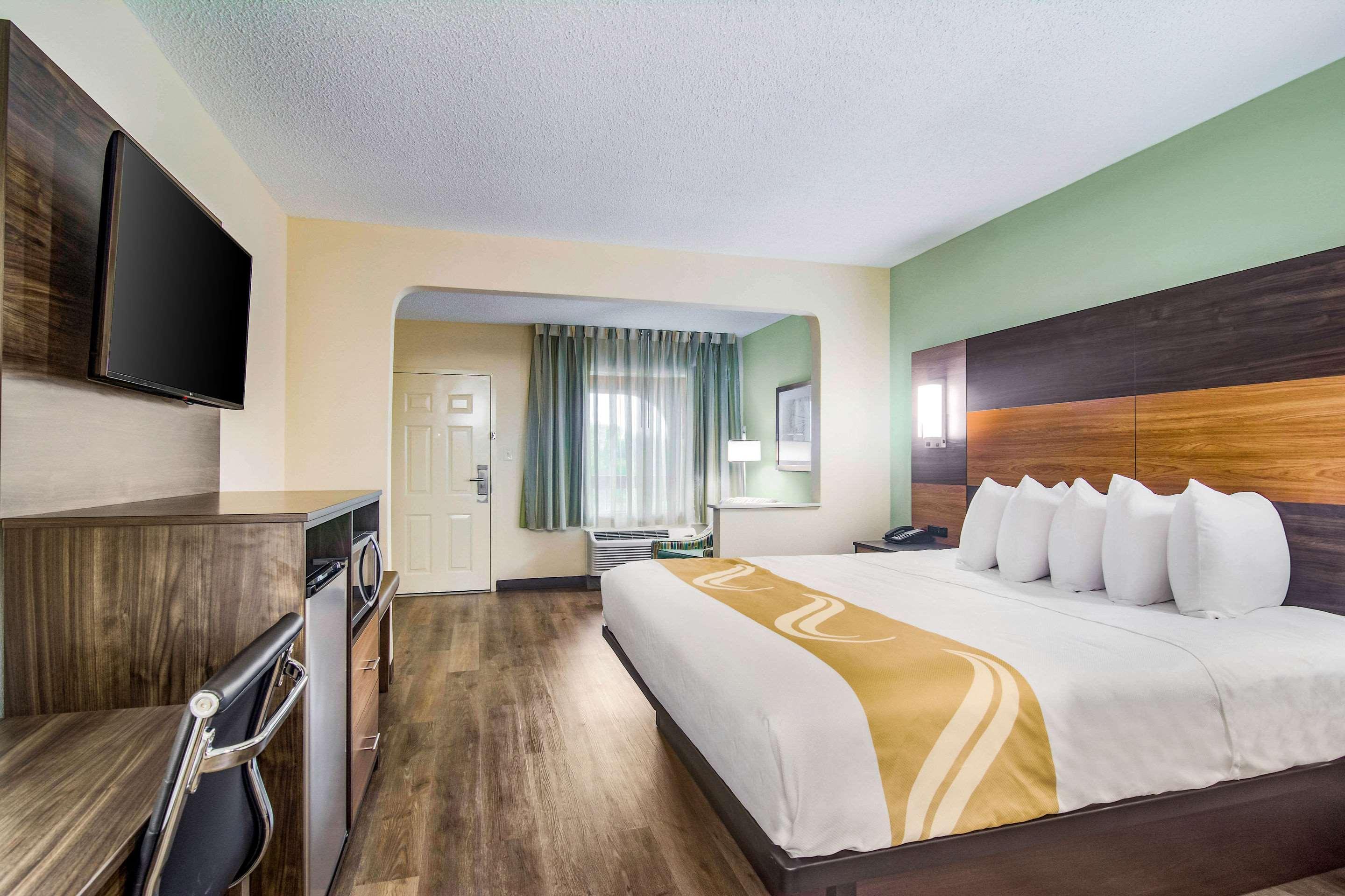 Quality Inn & Suites Lake City Exteriör bild